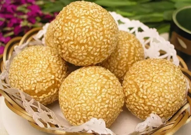 中山特色贺年美食"煎堆",皮薄酥脆,你吃过吗?