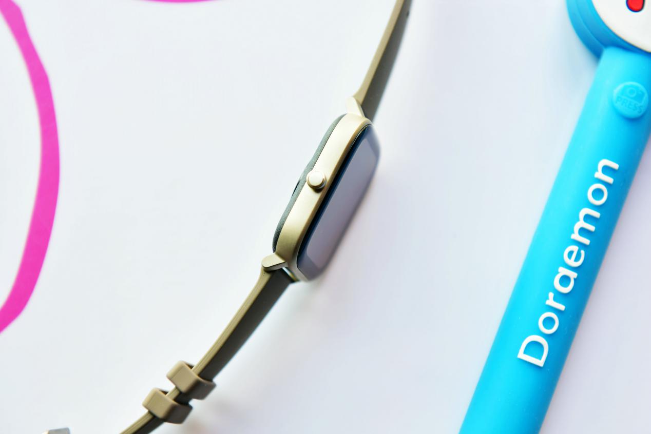 体验华米Amazfit GTS 钛金属:看智能手表时尚的一面!