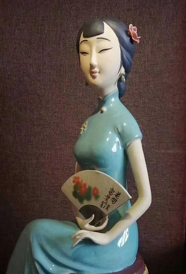 瓷韵风彩——精美瓷器仕女作品欣赏