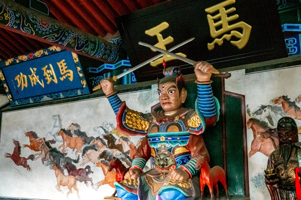 李世民敕建霍州马王庙:马王爷是谁,为什么他有三只眼,四只手臂