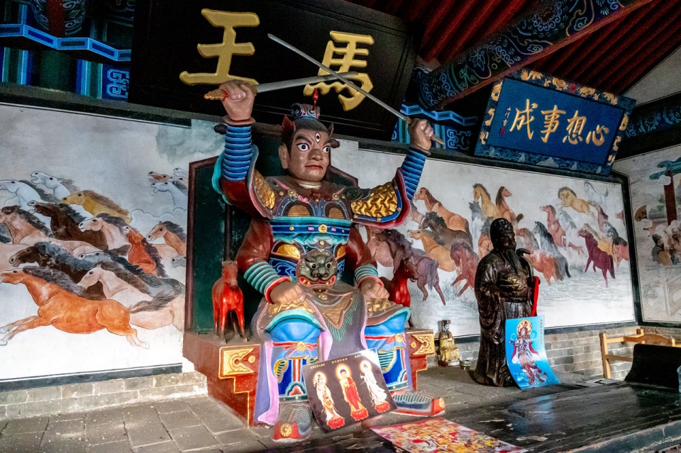 李世民敕建霍州马王庙:马王爷是谁,为什么他有三只眼,四只手臂