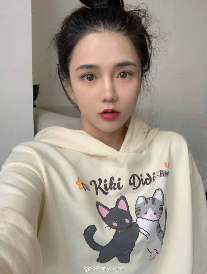 年度美少女大赏又纯又欲狐狸颜输给抖音过气一姐