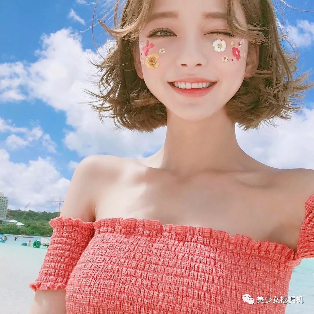 年度美少女大赏又纯又欲狐狸颜输给抖音过气一姐