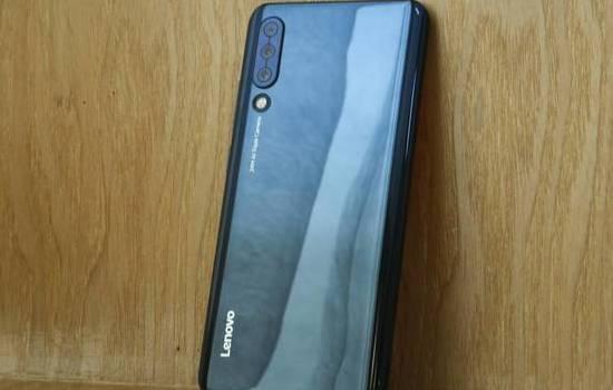 目前性能最强的百元机骁龙7304000mah售价仅999元