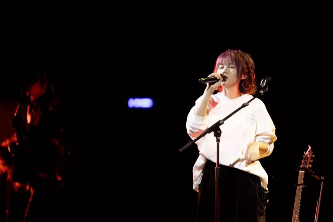 希望有你,八十岁的某一天丨花粥「两碗三百」升级版巡演圆满收官
