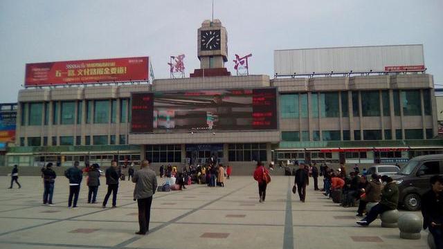 河南省的这座火车站有多条重要铁路在此交汇——漯河站