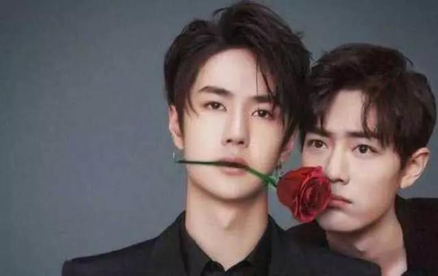 28岁肖战22岁王一博同框无年龄差距杨洋和他同龄看起却成熟很多