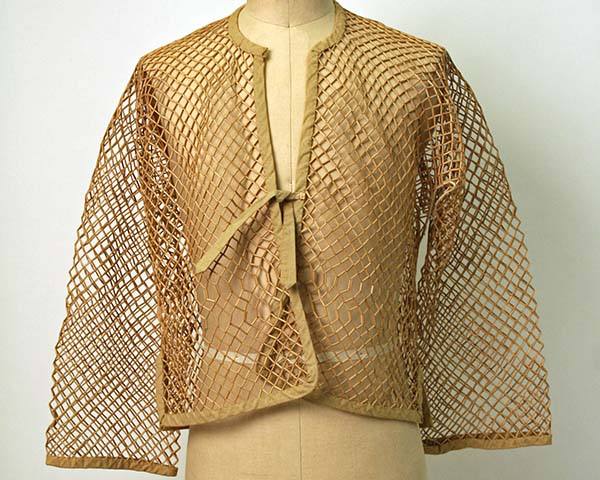 广安文管所藏有一件竹衣,它制作的难度超高,而且还是一件宝贝