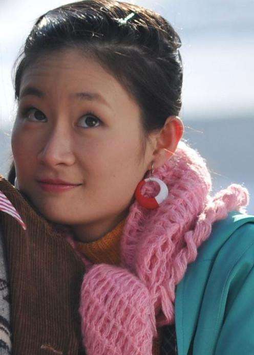 35岁王亚彬近照曾演过乡村爱情中的王小蒙原来她是舞蹈家