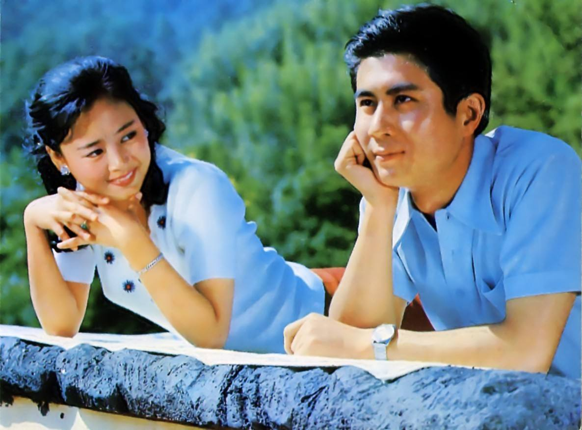 朱时茂晒与丛珊同框视频,80年代火爆一时的荧屏情侣还有谁?