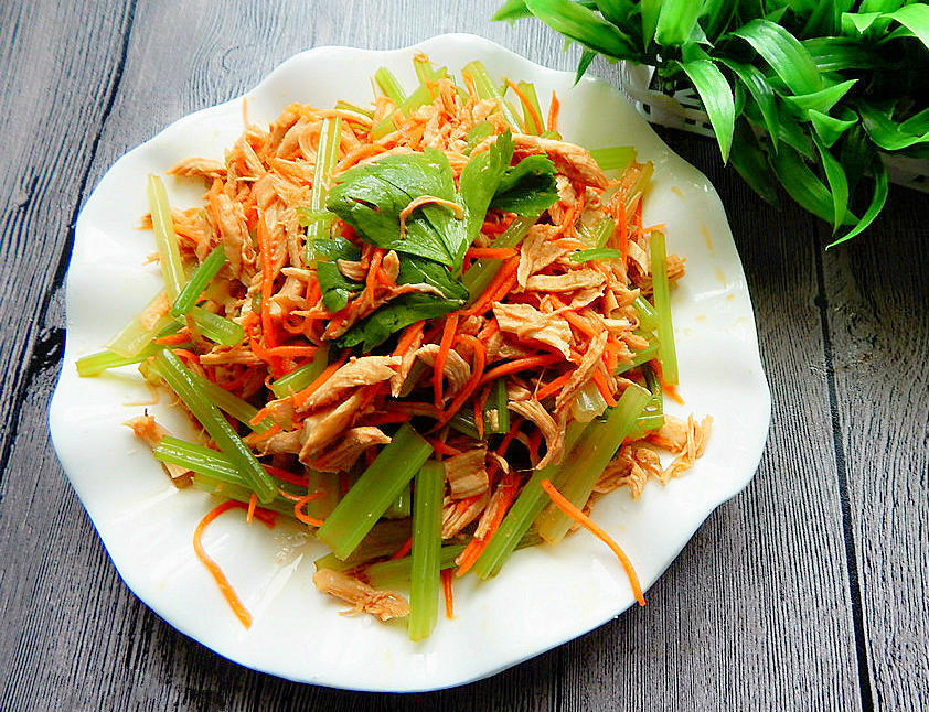 6道精品小菜,冬天饭桌少不了,一顿能吃3碗饭!|腐竹|辣椒油|蒜末_新浪