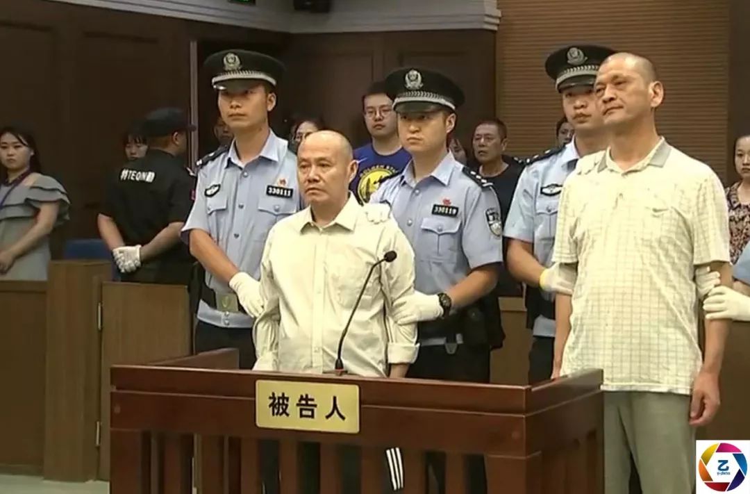 男子连杀四人最小的只有12岁,22年后成了作家,最终被执行死刑