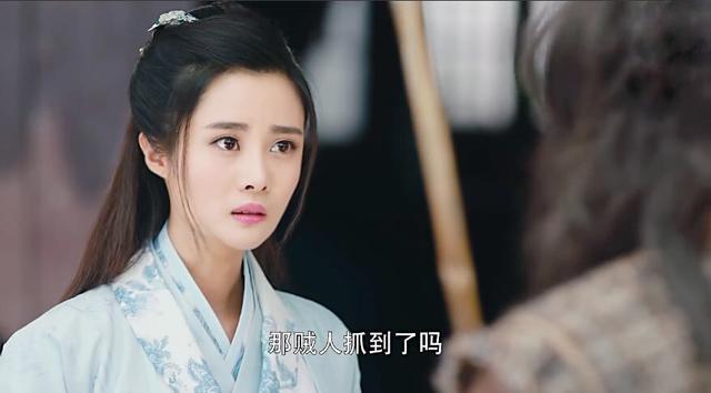 好事成双李光洁斩获年度关注男演员不忘和90后娇妻卖萌秀恩爱