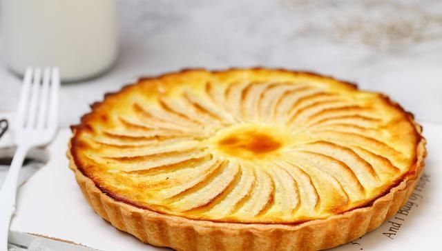 把苹果做成小甜点, 无需打发黄油, 口感嫩滑营养足, 满屋香气扑鼻