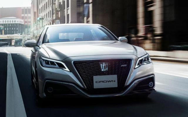 这个长相有点一言难尽，新款皇冠海外卖36万