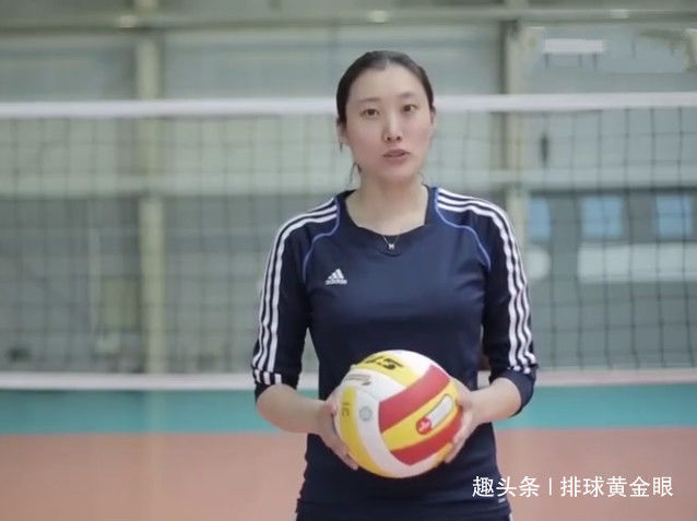 八一女排更变主场从南昌搬到长春,裁判是中国女排助教袁志老婆