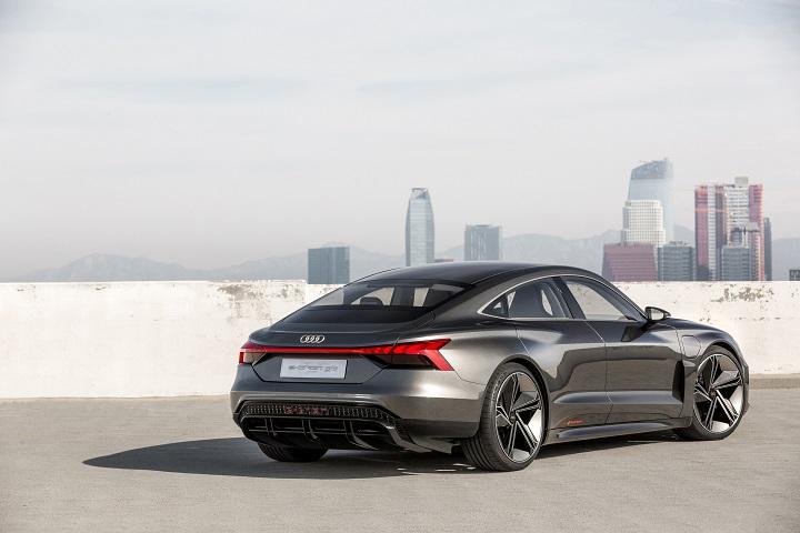 电动车玩法不如油车？奥迪这回可完全不给油车面子
