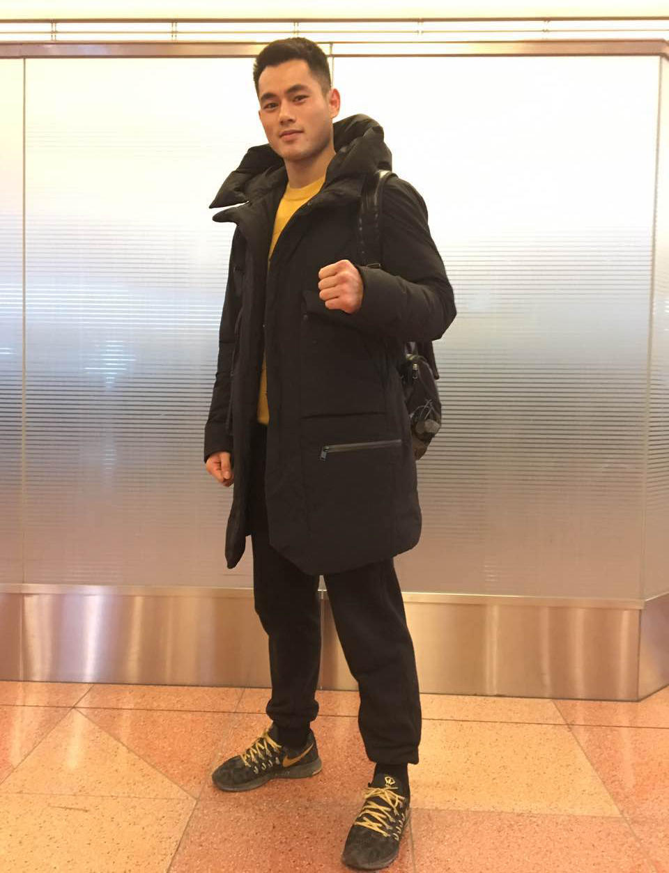 武僧一龙与游戏主播切磋,为什么魏锐成为大家指责的目标?