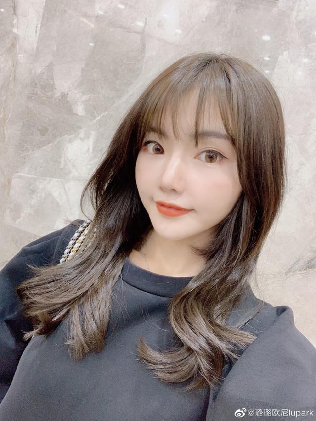 吹爆抖音美妆主播大璐璐安利的神仙眼影,简直美到让人眼前一亮!