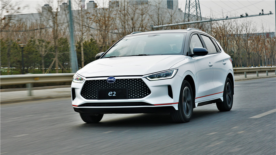 主打年轻人的高颜值电动车,比亚迪e2究竟如何?