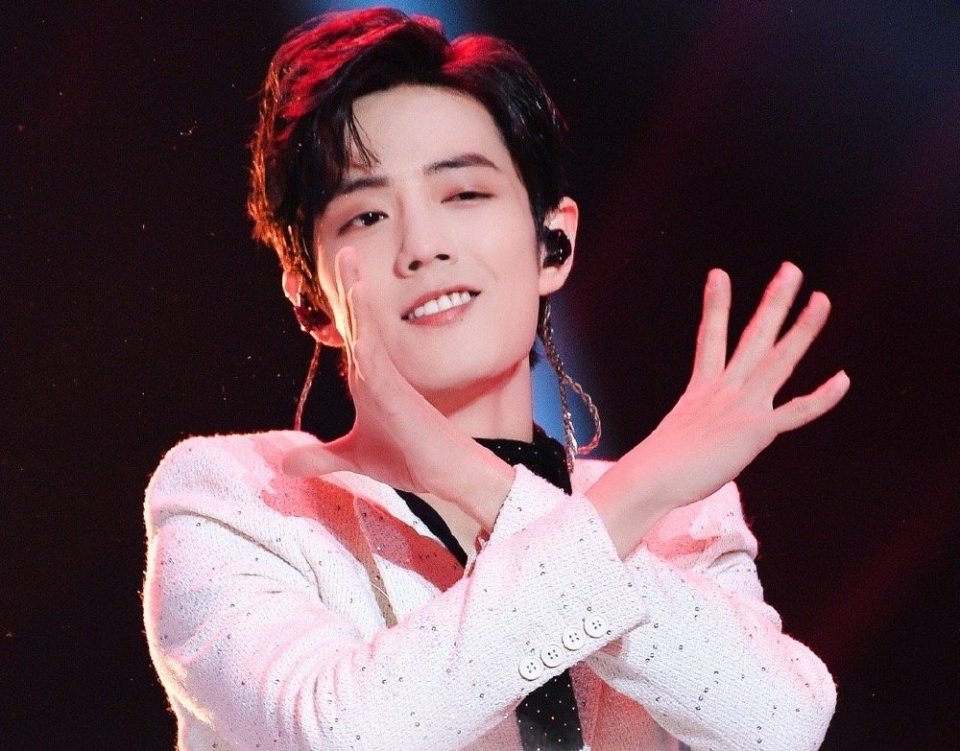 肖战与王一博撞舞蹈,一个开场一个重排,歌曲beat和舞团都一样