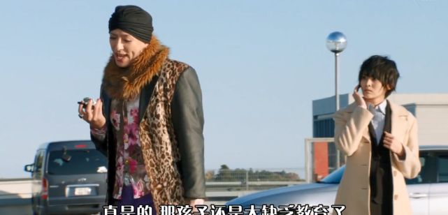 所以榴莲姐即便是有着再强的战斗能力,但自身装备跟不上对应的节奏