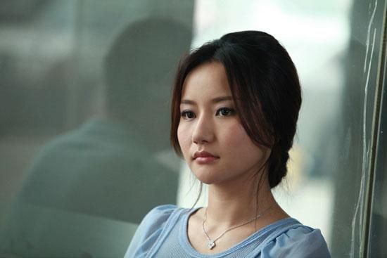 她是张国立的干女儿,被捧12年始终不火,如今嫁豪门成阔太|韩雨芹