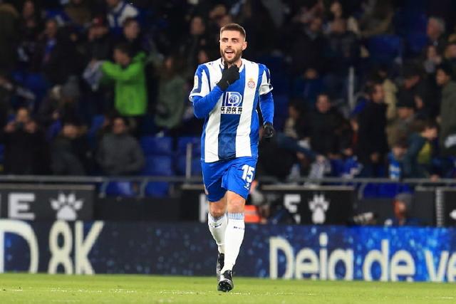 "gif:大卫-洛佩斯头槌先拔头筹,西班牙人1-0领先"