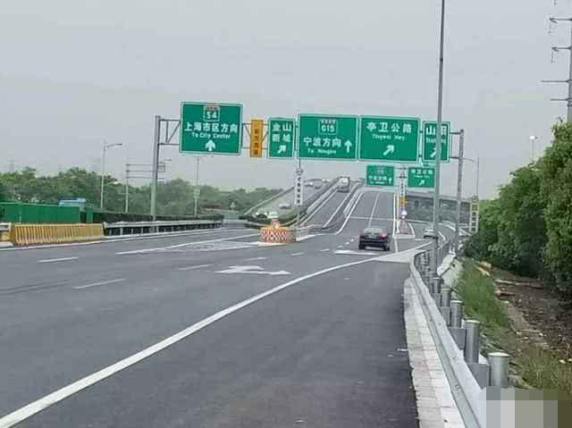 沈海高速为何臭名昭著车主进服务区就扣3分谁还敢跑