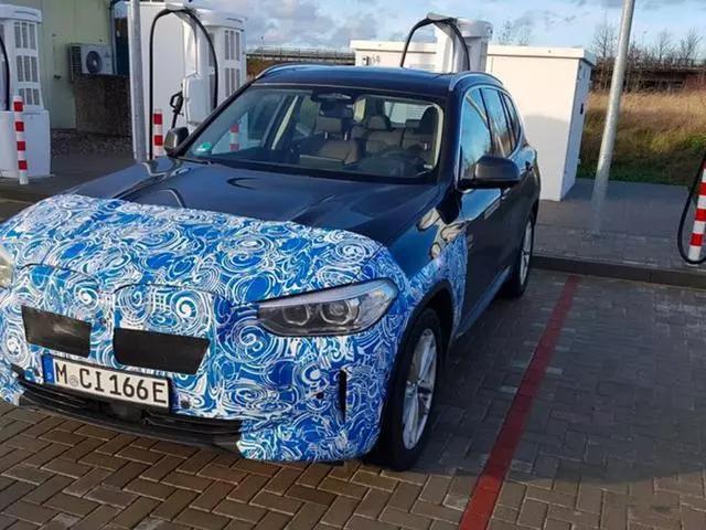 续航440公里，宝马iX3瞄准奔驰EQC和奥迪e-tron