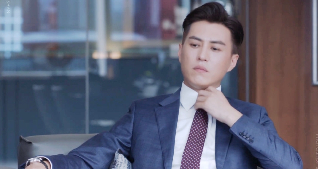 3,《精英律师》致命的伤不止靳东的"装"