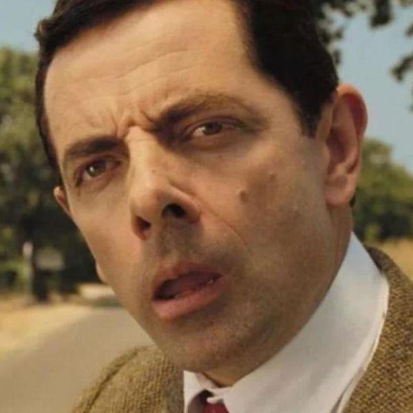 他用自己的表情和肢体动作来和人们诉说故事中的一切,《憨豆先生》就