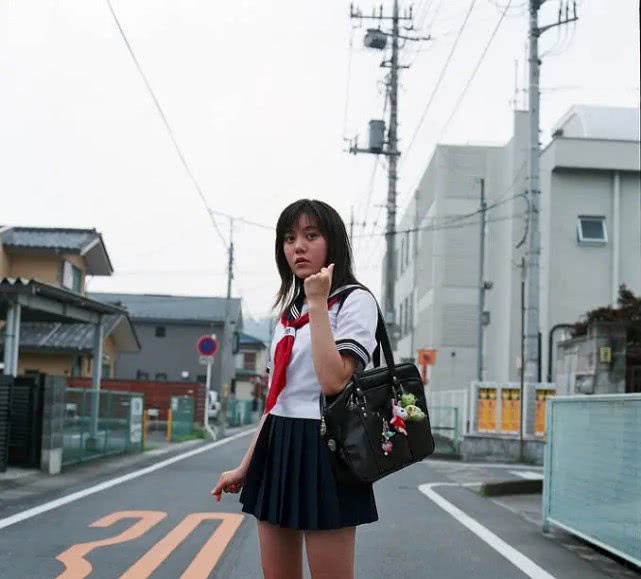 她在《头文字d》中饰演周杰伦女朋友,如今长成这样|头文字d|铃木杏