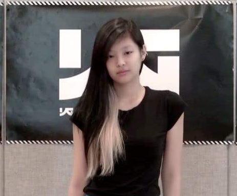 韩国粉墨出道前照片lisa不敢认rose怎么这么乖