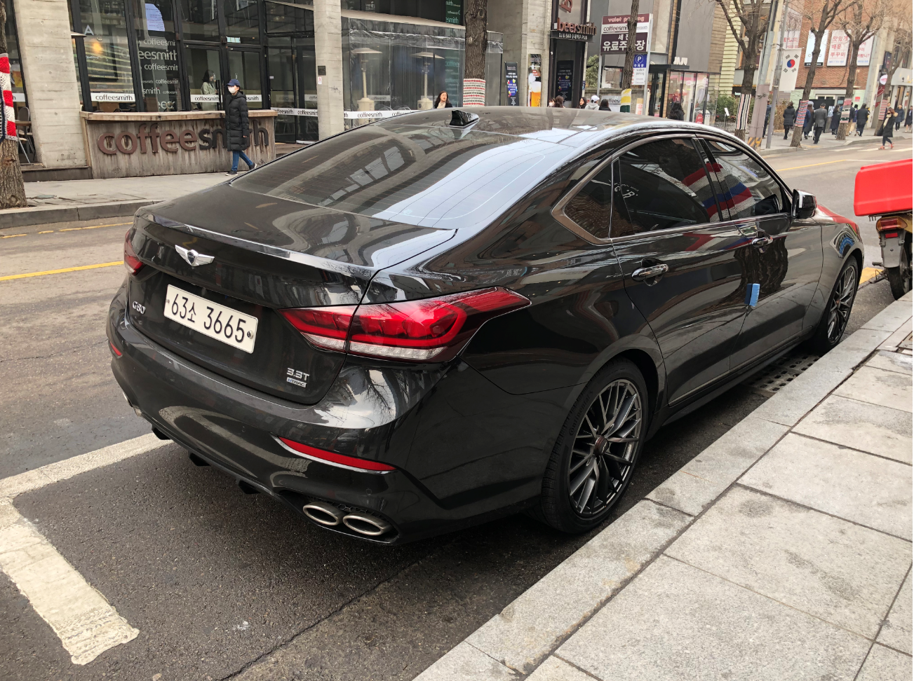 高度还原概念车设计，捷尼赛思GV80预告图发布