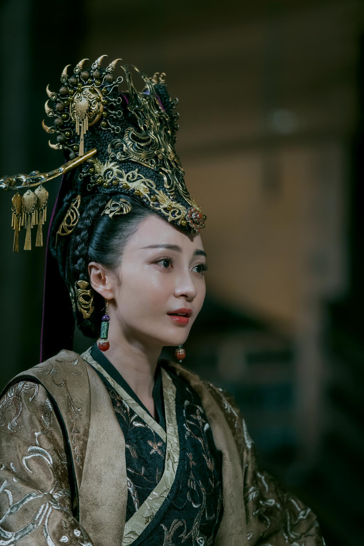 《剑王朝》完美收官 姚笛饰演叶甄用演技说话