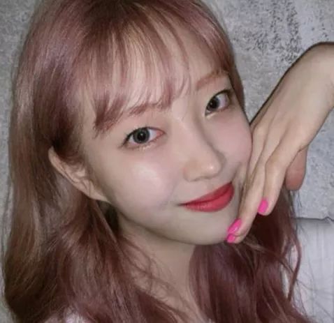 最火爆的染发颜色是什么头发染色颜色大全图片含不用漂