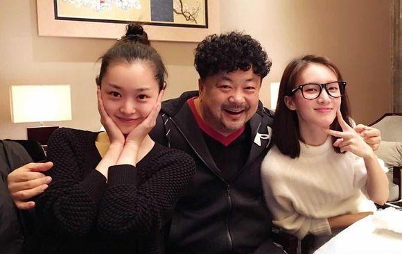 54岁洪剑涛与妻子恩爱几十年,为何他却不打算留财产给儿子?