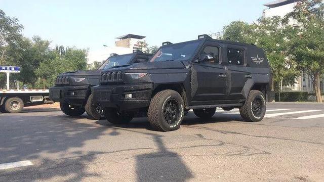 北汽bj80防弹版仅售68万!搭载2.8t 6at!-新浪汽车
