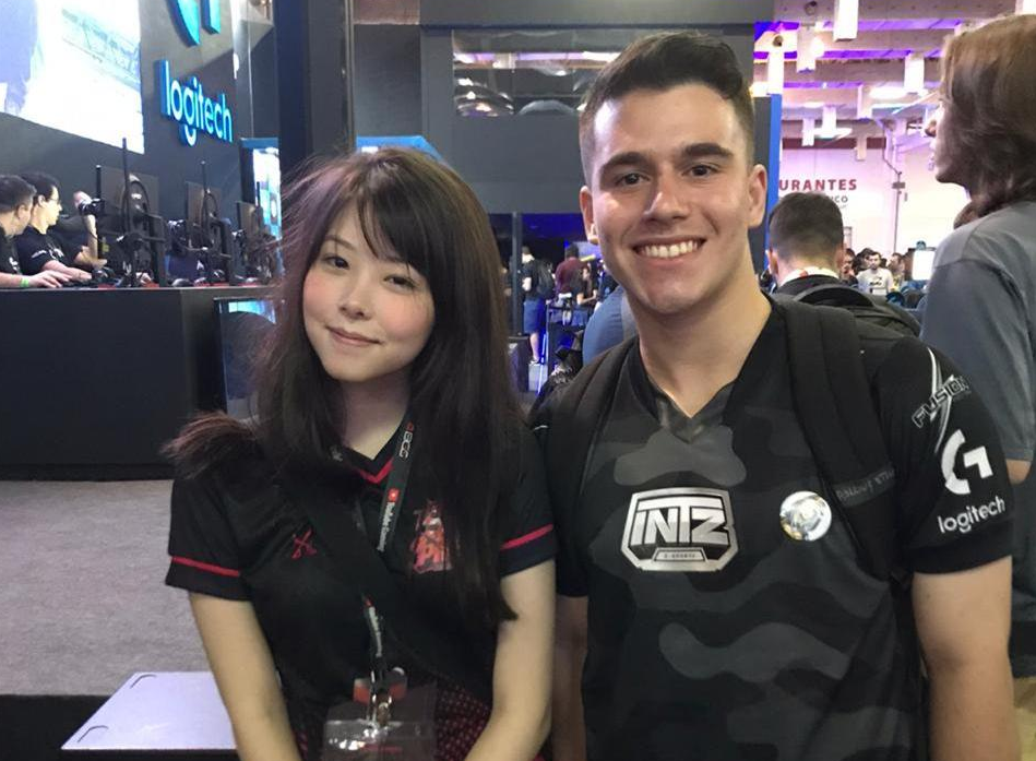 mayumi直播表示:会努力攒钱来中国旅游