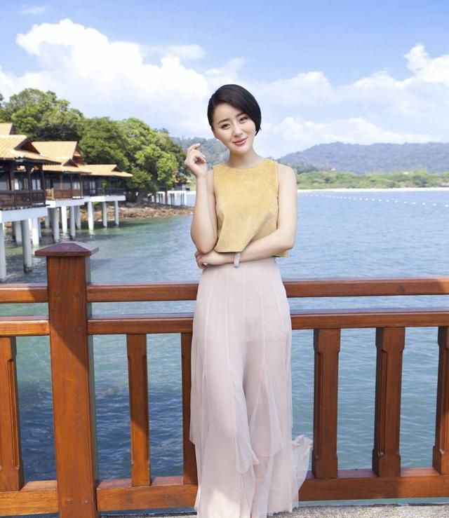 明星周牧茵参演多部宫廷剧的皇后角色被誉为皇后专业户
