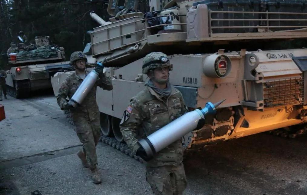 坦克装弹机这么好为何美国不爱用选择了强壮的黑叔叔装填手