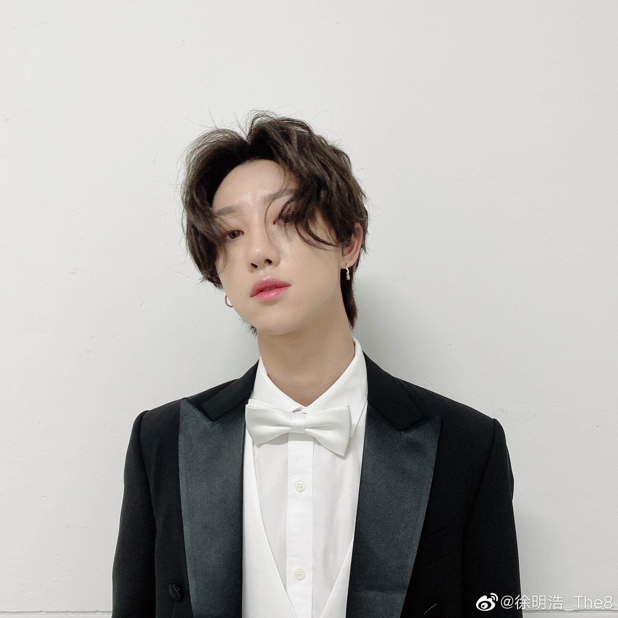 第34届金唱片大赏,徐明浩solo独舞嗨爆全场