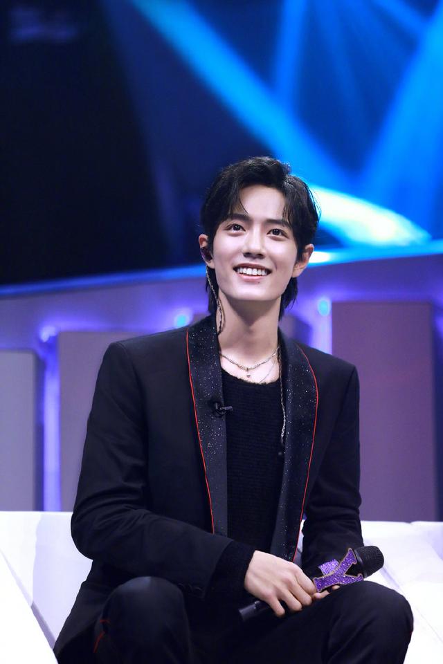 肖战 综艺节目《我们的歌》造型百变剧照 这治愈系笑容使人沦陷