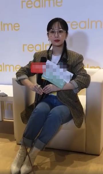 杨紫疑似受邀央视春晚,被问“控制体重”,这回答太佛系了