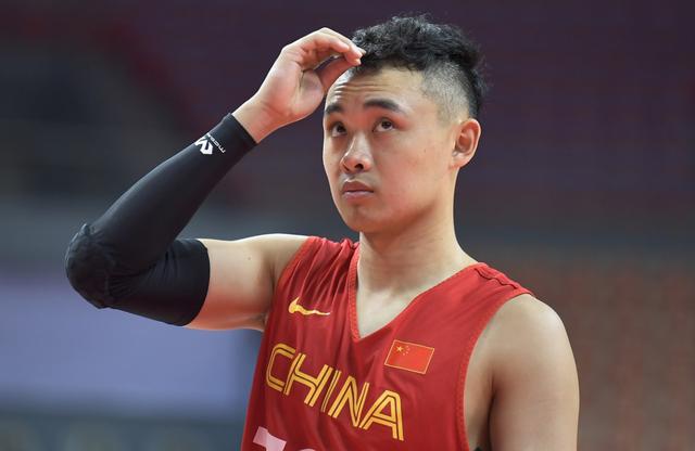 一度无球可打被弃用到入选cba全明星他上演了一段励志的故事