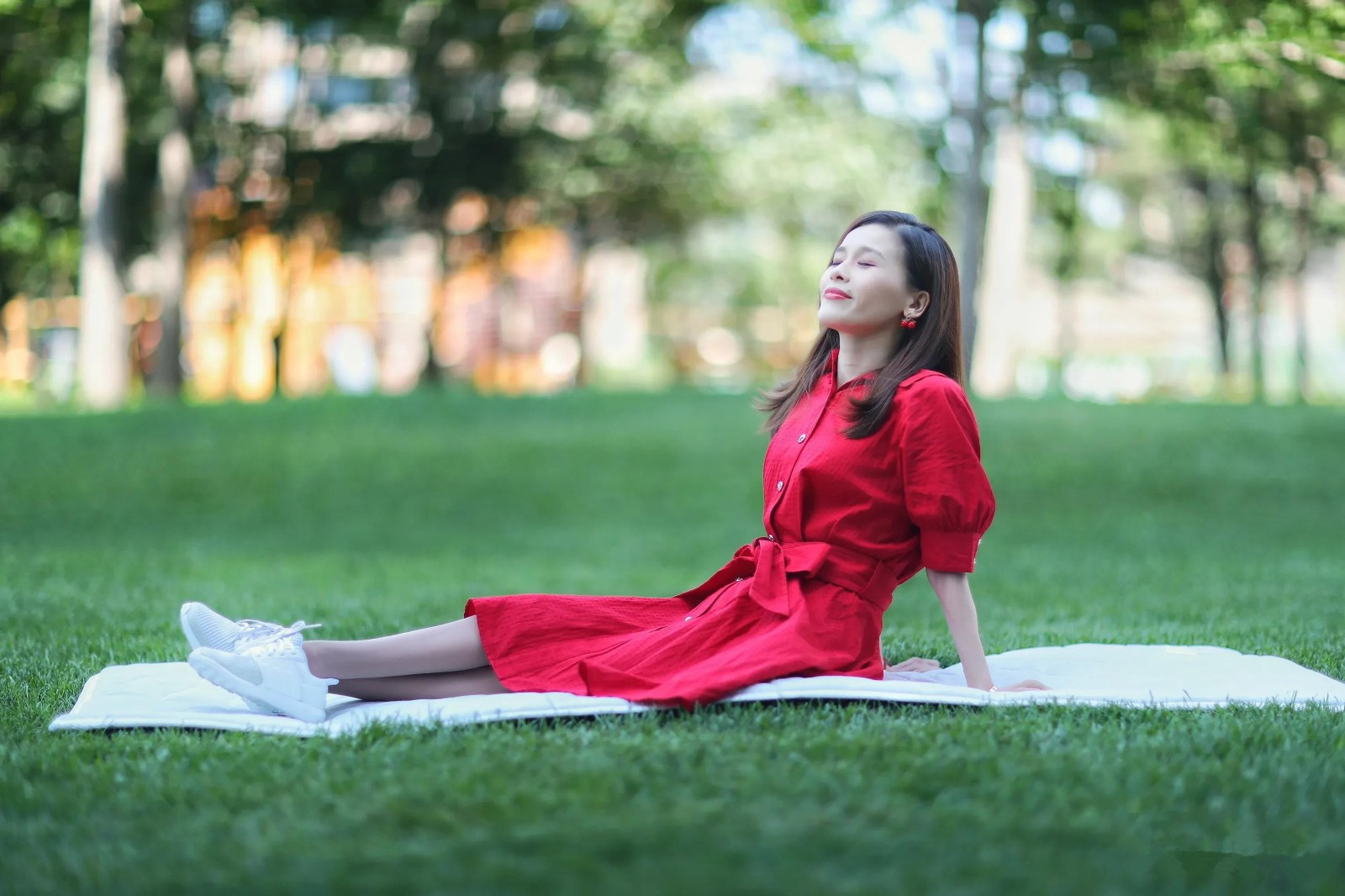 最励志女神,意外瘫痪22年,17岁时还遭性侵,现今一家三口很幸福