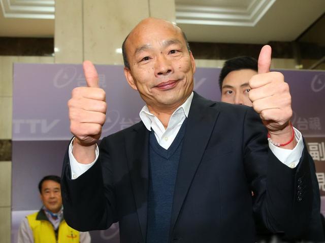 韩办发言人王浅秋说,"我不知道馆长有没有这样看过女生",这只是任何