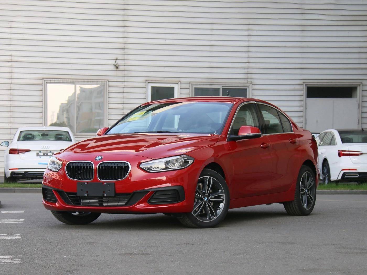 奥迪a3和宝马1系,谁更值得入手?