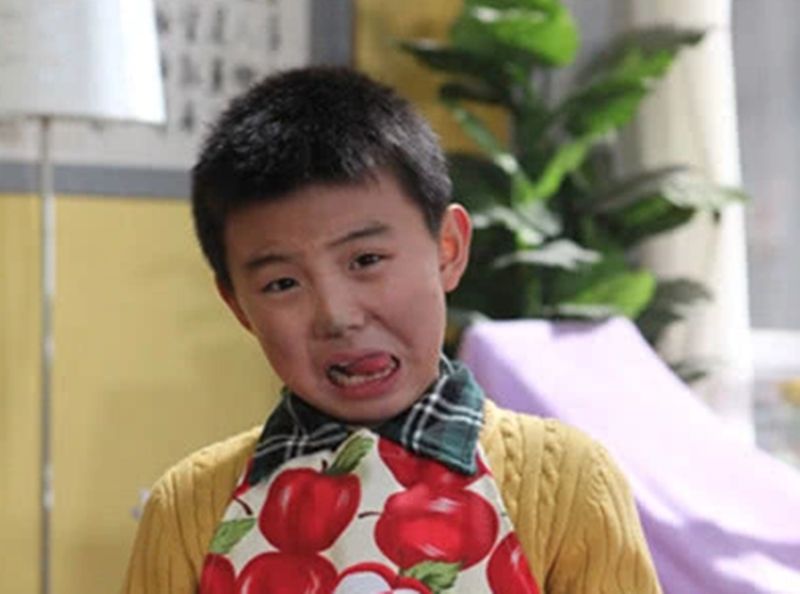 有种"整容"叫8年后的蔡小豆,当初嫌人丑,如今逆袭撞脸吴磊!